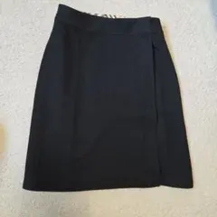 美品。BURBERRY 黒 フレアスカート サイズ38