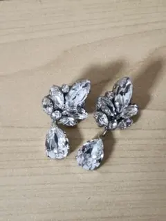 大ぶりピアス　結婚式