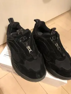 UGG ブラックスエードスニーカー 22.5cm