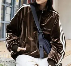 Item thumbnail for item 1efc98c6-01fc-4f54-a140-0d6d8de10caf