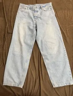 COS ライトブルー ストレートデニムパンツ