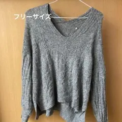 SHOO-LA-RUEグレー Vネック ニットセーター 長袖