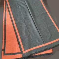 マフラー　大判　ストール　　カシミヤ　グレー　ブラック　オレンジ