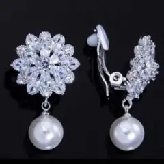 パール イヤリング キラキラ フラワーモチーフ ウェディング ジュエリー 揺れる