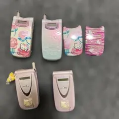2026年最新】HELLO KITTY 携帯電話本体の人気アイテム - メルカリ