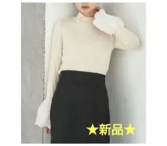 ★最終値下げ・新品★アースミュージック　袖レース付きタートルネックカットソー　M