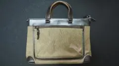 TAKEO KIKUCHIタケオキクチのビジネスバック（鞄）