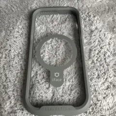 iFace iPhone 14 Pro ケース　グレー