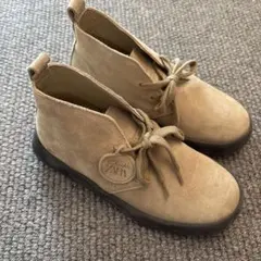 ZARA x Clarks ハイカットシューズ　スニーカー　ZARA kidsのサムネイル