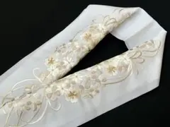【訳あり　大処分】成人式‼️振袖用‼️ シルエリー 刺繍入り 半衿
