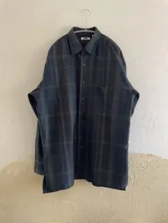 ユニクロ チェック柄 長袖シャツ