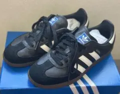 美品　adidas ブラック/ホワイト スニーカー　23cm