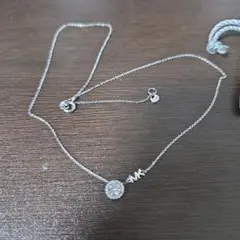 MICHAEL KORS ネックレス シルバーカラー ストーンのサムネイル