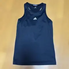 adidas ブラック タンクトップ