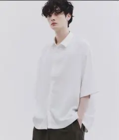 【★新品同様】TAKEO KIKUCHI 半袖シャツのサムネイル