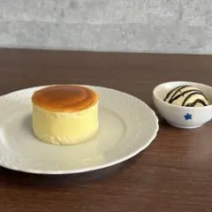 スフレケーキとアイスクリームのセット