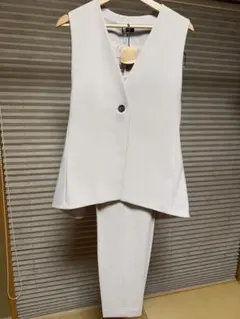 PLST ベージュパンツ＆ジレ　Sサイズ