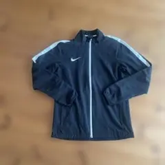 ナイキ　薄手ジャージ　上