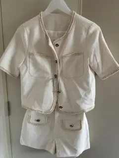 アイボリー ショートスリーブセットアップ