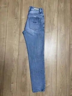 YANUK ハイウエスト アネット ストレートデニム　21