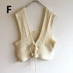 6273【美品】2wayニットベスト　ビスチェ　クロスリボン　ジャガードケーブルのサムネイル