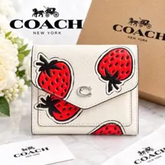 COACH 三つ折り財布 チェリー柄 ホワイト - メルカリ