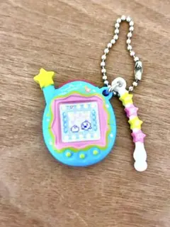 たまごっち ミニチュアチャームコレクション　ウラめめっち　ガチャ