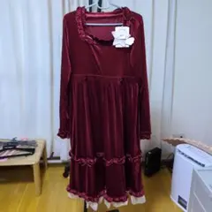 星名桜子　ベロアワンピース　赤　ワインレッド　ロリータ