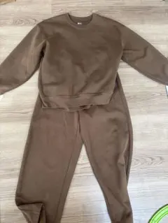 ユニクロcスウェットセットアップ