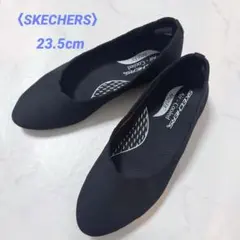 美品〈SKECHERS〉Air-Cooled Arch Fit フラット 黒のサムネイル