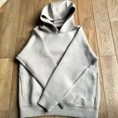 ユニクロ ウルトラストレッチドライスウェットプルパーカ 長袖 メンズ Mサイズ