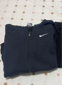 Nike 黒 ジップアップ トレーナー