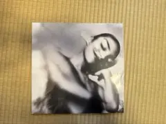 新品 希少盤 Olivia Dean ハート型 10インチ レコード - メルカリ