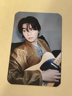 匿名配送　BTS GQ ドイツ　年間購読　限定特典　トレカ　SUGA ユンギ