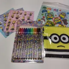 Minions グリッターペン 12色セット ミニオンズ文具のサムネイル