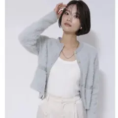 新品⭐︎アプワイザーリッシェ フェザーラメカーディガン ジャスグリッティー　イエナ Apuweiser-riche（アプワイザーリッシェ）の「フェザーラメ