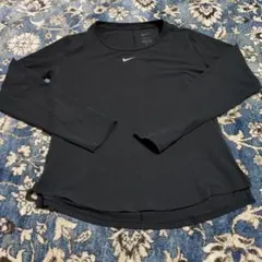 Nike Dri-FIT 長袖トップス S　☆ショートパンツとセット売りします☆