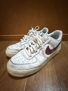 NIKE AIR FORCE 1 スニーカー
