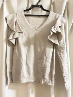 AZUL by moussy Vネック フリル ニット