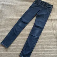 UNIQLO ダークブルー スキニーデニム