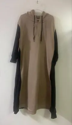 黒ワンピース長袖