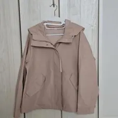 【GU】ピンク フード付き マウンテンパーカー