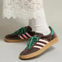 美品　アディダス GAZELLE スニーカー ブラウン