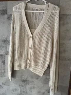 GU アイボリー レース編みカーディガンとタンクトップセット