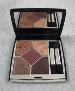 【Dior】サンク クルールクチュール【689 MITZAH】アイシャドー