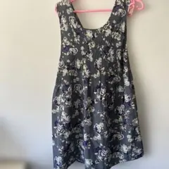 Sofia Valentino 花柄エプロン