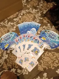 アクアスうちわ、パンフレット、シール　しまねっこシール、名刺？