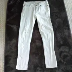 Item thumbnail for item 27870f4f-201e-4b01-a4ce-4cf75c6715f1