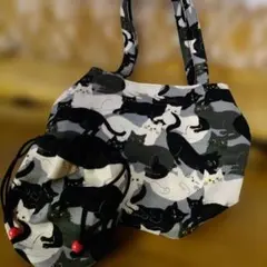 猫柄丸いトートバッグとミニ巾着袋セット