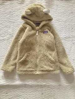 patagonia フード付きボアジャケット 4T
